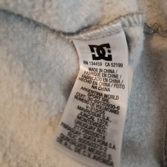 DC Shoes Co USA Defy Convention Pullover Hoodie - Picture 5 of 5